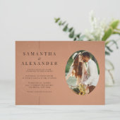 Inline Foto Terracotta QR Code Budget Huwelijk Kaart (Staand voorkant)