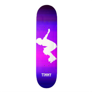 Inline Skater; Vibrant Violet Blue en Magenta Skateboard