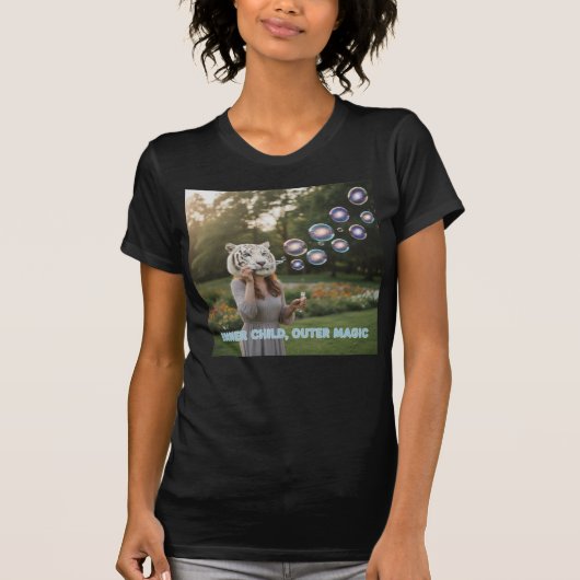 Inner Child, Outer Magic -Tijger Play T-shirt (Voorkant)
