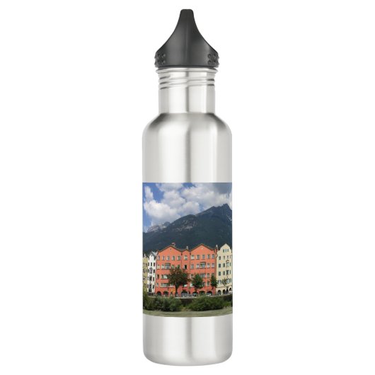 Innsbruck Oostenrijk stad in Tirol Waterfles (Links)