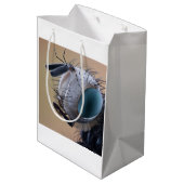 Insect dichtbij de kop medium cadeauzakje (Achterkant Gekanteld)
