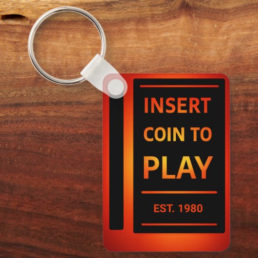 Insert Coin to Play Personalized EST Year Keychain (Voorkant)