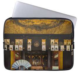 Inside Konchi-In tempel, Kyoto Laptop Sleeve