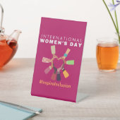 Inspire Inclusion Internationale Vrouwendag Reclamebord Met Voetstuk (Insitu)