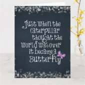 Inspirerend driepijlervlinder Citaat Kaart (Gele Bloem)