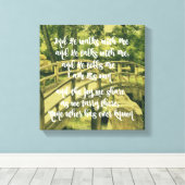 Inspirerend: En Hij loopt met mij & Hij praat Canvas Afdruk (Insitu (Houten vloer))