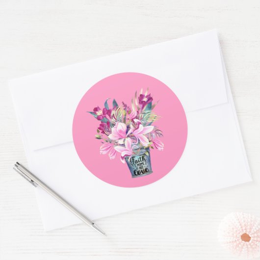 Inspirerend Faith Hope Love Pink Flower Bucket Ronde Sticker (Envelop)