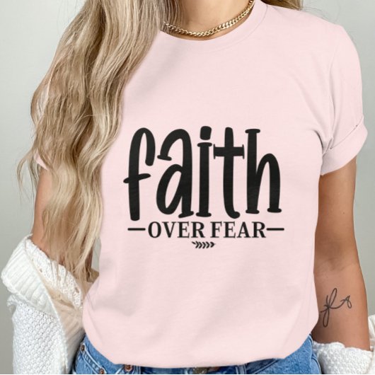 Inspirerend geloof over angst-religieus geschenk t-shirt