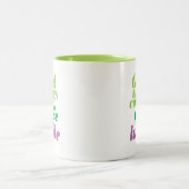 Inspirerend goede dingen komen naar degenen die zi tweekleurige koffiemok (Center)