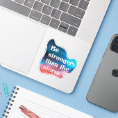 Inspirerend is sterker dan het storm sticker (Laptop met iPhone)