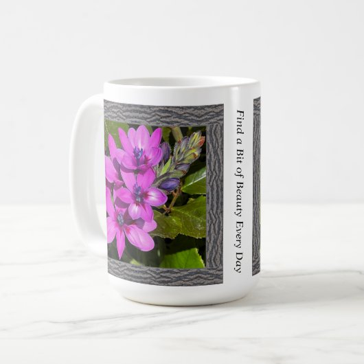 Inspirerend Koffie Mok met Mooie Baboon Flower (Voorkant links)