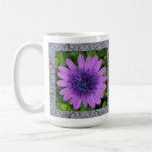 Inspirerend Koffie Mok met Paarse African Daisy (Links)