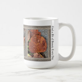 Inspirerend koffie-Mok met winterbladeren 1 Koffiemok