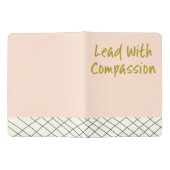 Inspirerend Motivatie Gezegde in roze Extra Groot Moleskine Notitieboekje (Geopend)