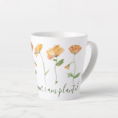 Inspirerend offertes Oranje papavers Latte Mok (Rechterhoek)