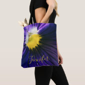 Inspirerend paarse macrofoto's van de stroomafneme tote bag (Dichtbij)