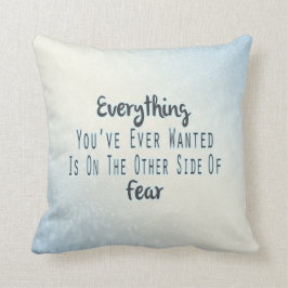 Inspirerend prijsopgave, blauwe typografie over de kussen