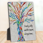 Inspirerend prijsopgave fotoplaat<br><div class="desc">Deze decoratieve plaquette is voorzien van een regenboogkleurige mozaïekboom en een inspirerend citaat. Gemakkelijk aan te passen met uw eigen woorden. Origineel mozaïek © Michele Davies.</div>
