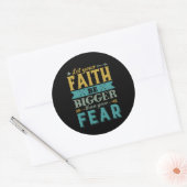 Inspirerend prijsopgave laat het geloof groter zij ronde sticker (Envelop)