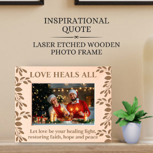 Inspirerend quote met liefde, geloof, vrede en hoo gegraveerde lijstjes