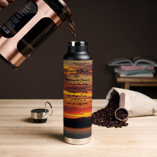 Inspirerend sereniteit gebed Sinaasappel zonsonder Waterfles