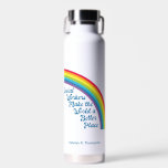 Inspirerend sociaal werk regenboog, gepersonalisee waterfles<br><div class="desc">Sociale werkers maken van de wereld een betere plek. Motivatie sociaal werk cadeau met een mooie quote en een schattige regenboog.  sociale diensten waterflesje op maat gemaakt met een blauwe naam.</div>