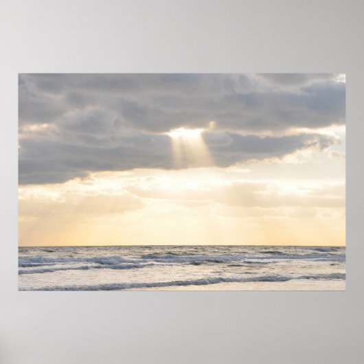Inspirerend Sun Rays Paring Clouds Poster (Voorkant)