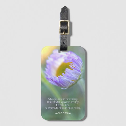 Inspirerend Typografie Floral Macro Foto Bagagelabel (Voorkant (verticaal))