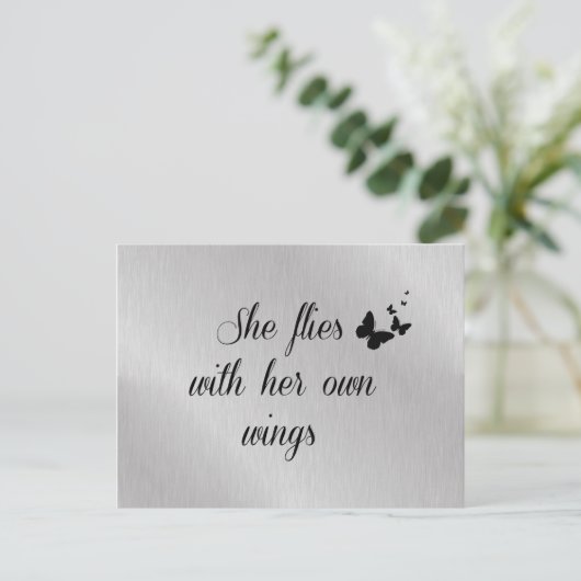 Inspirerend vliegt ze met haar eigen 'Wings Quote' Briefkaart (Staand voorkant)
