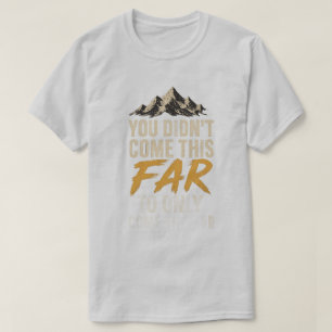 Inspirerende berg grafische T-shirt. T-shirt