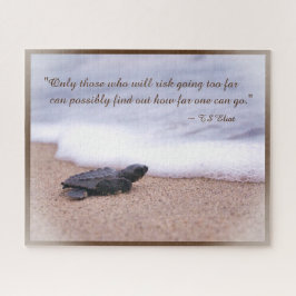 Inspirerende quote baby zeeschildpad zand oceaan legpuzzel