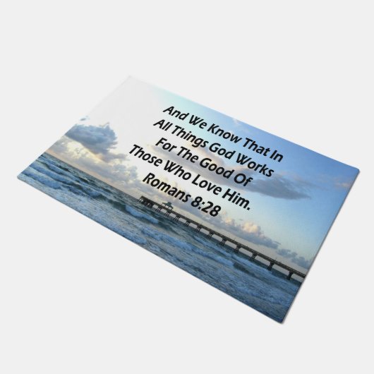 INSPIRERENDE ROMEINEN 8:28 BIJBELVERS DEURMAT (Schuin)