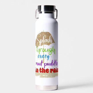 Inspirerende spetters in de plassen waterfles