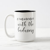 Inspirerende typografie om je dag te beginnen tweekleurige koffiemok (Links)