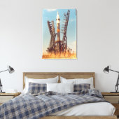 Installatie van Soyuz Spacecraft op Baikonur Canvas Afdruk (Insitu (Slaapkamer))