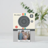 Instant Camera Couple Photo Unique Wedding Briefkaart (Staand voorkant)