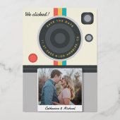 Instant Camera Couple Photo Unique Wedding Folie Uitnodiging (Voorkant)