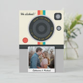 Instant Camera Couple Photo Unique Wedding Folie Uitnodiging (Staand Voorkant)