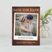 Instant Camera Style Couple Photo Wood Save The Date (Staand voorkant)