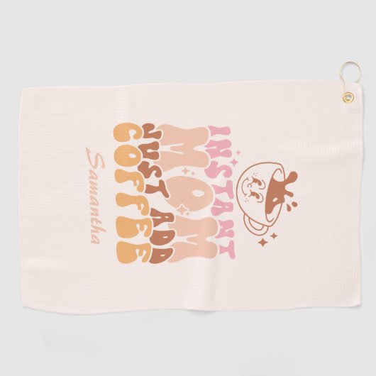 Instant Mom: Gewoon koffie toevoegen Golfhanddoek (Horizontaal)