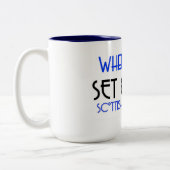 Instellen en kruisen tweekleurige koffiemok (Links)