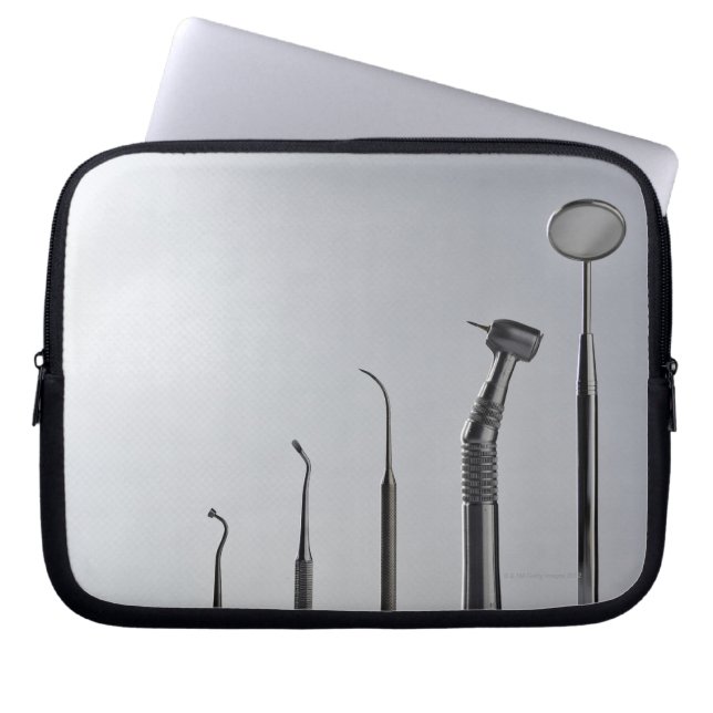 Instrumenten van de tandarts laptop sleeve (Voorkant)