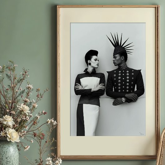 Intense blik: Avant-Garde Mode Duo Portret Poster