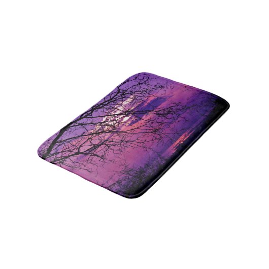 Intense en levendige - Paarse zonnelandschap Badmat (Gekanteld)