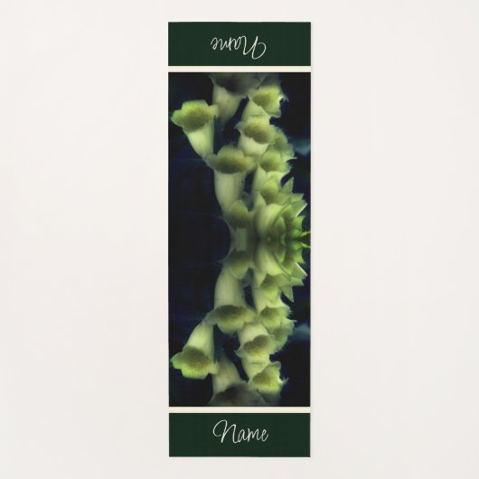 Intense Foxglove Flowers Personalized Yogamat (Voorkant)