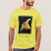 Intense gele Lily Flower Personalized T-shirt (Voorkant)