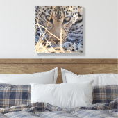 INTENSE LEOPARD EYES CLOSE-UP CANVAS AFDRUK (Insitu (Slaapkamer))