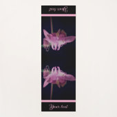 Intense roze Columbine ventilator gepersonaliseerd Yogamat (Voorkant)