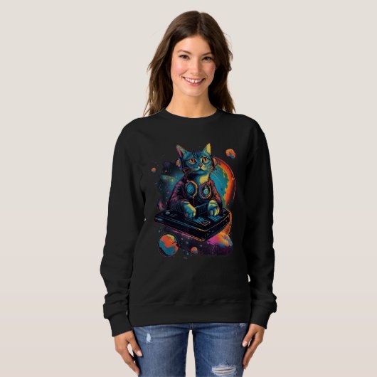 Intergalactic Cosmic DJ Cat Vibrant Retro Futurist Trui (Voorkant volledig)