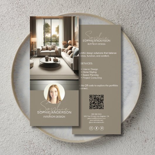 Interieur Ontwerper Script Naam Foto QR Taupe Reclamekaart